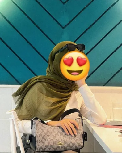 Muslim Girl live cam show